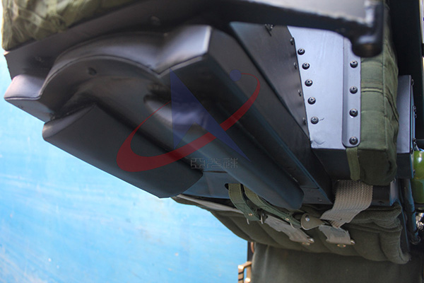  宇航救生美军ACE II型弹射座椅伞包